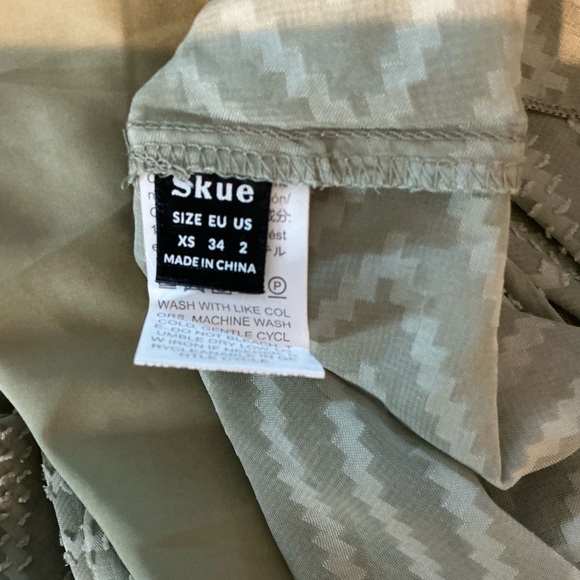 Chic Sage Striped High Low Dress Size XS - Picture 10 of 12